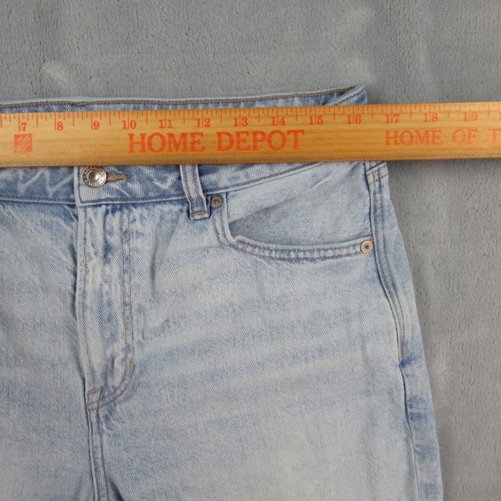American Eagle Mom Jean Light Wash High Rise Denim Pants Womens 12 Regular - Picture 3 of 13